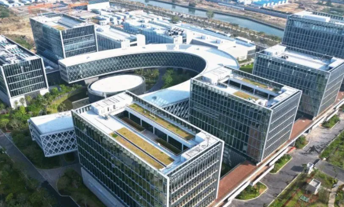 武汉企业网站建设UI设计趋势与视觉提升策略分析